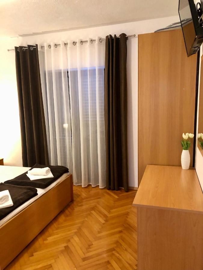 Hotel B&B Chamberlain มิลนา ภายนอก รูปภาพ