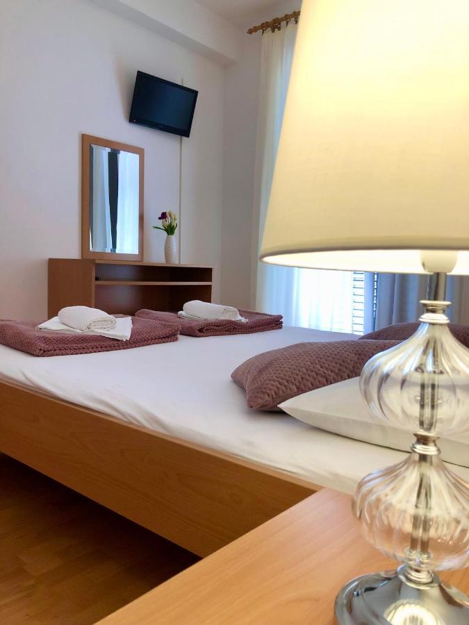 Hotel B&B Chamberlain มิลนา ภายนอก รูปภาพ